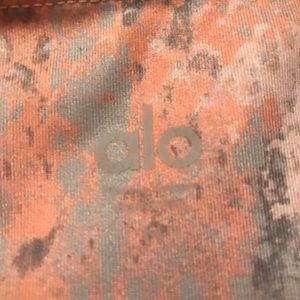 ALO Peach python leggings